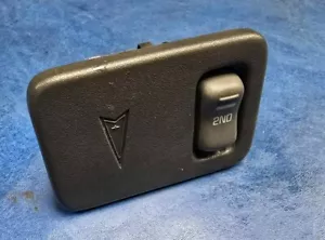 98-02 PONTIAC FIREBIRD GRAPHITE GRAY SECOND 2ND GEAR START SWITCH & PANEL GM V6 - Picture 1 of 8