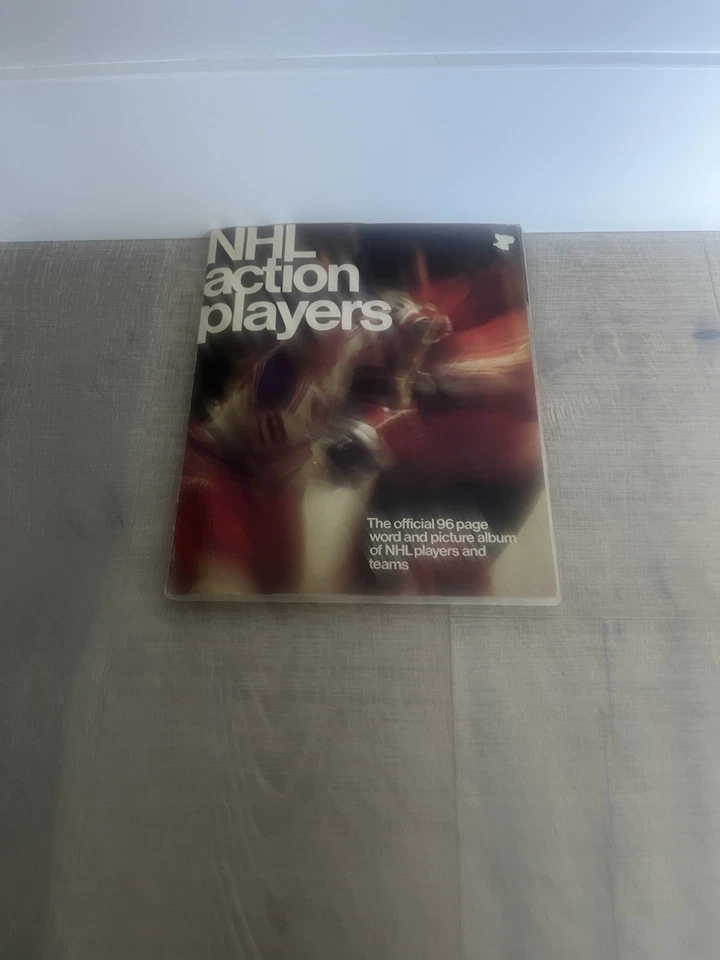 1974-75 Loblaws NHL Action Players Album & Stamp Complete Set - VG/EX - Image 1 of 4