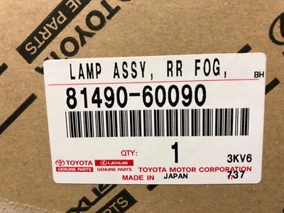 Faro antiniebla parachoques trasero genuino Lexus LX570 2016-2021 LH 81490-60090 OEM Foto 1 de 4