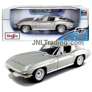 Maisto Special Edition 1:18 Scale Die Cast Silver 1965 CHEVROLET CORVETTE + Base - Picture 1 of 1