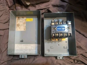 Joslyn Clark T77A031-76 Contactor - Picture 1 of 19