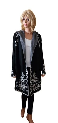 SUÉTER CÁRDIGAN FLORAL AZTECA VÉRTIGO ~ MEDIANO ~ MUJER  Foto 1 de 4