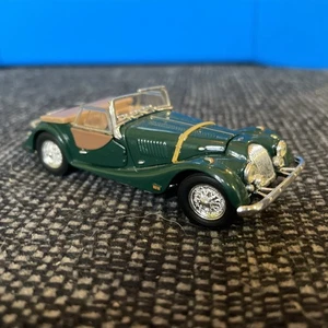 Morgan Plus Eight - 1:43 scale model car - Cararama British racing green open - Picture 1 of 8