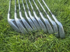 Set Of 9 x MacGregor Reverse Draft Irons 3-SW pw Regular Steel Shafts good - Picture 1 of 13