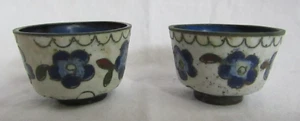 CASA DE MUÑECAS MINIATURA METAL CLOISONNÉ VINTAGE CUENCOS AZUL FLORAL 2 PIEZAS. - Imagen 1 de 6