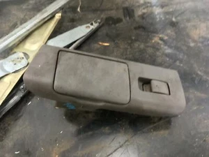 Lexus GS300 Right Rear Window Switch JZS160 10/1997-12/2004 - Picture 1 of 10