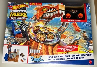 Hot Wheels Monster Trucks Arena Smasher Spin Out Challenge – Tiger Shark - Image 1 of 4