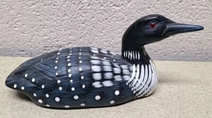 Señuelo de pato loon común madera tallada ojos rojos - 6x2" - Imagen 1 de 5