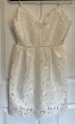 Vestido blanco de encaje forrado H&M para mujer talla 6 Foto 1 de 4