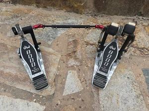DW 8002 Bass Drum Double Pedal 8000 - Picture 1 of 5