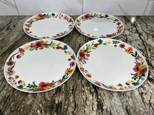 Mikasa Karina Abendessen Blumen Teller 4er Set 10 3/4" Bone China - Bild 1 von 19