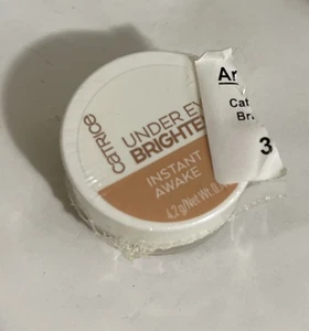 Catrice | Under Eye Brightener | Conceal & Brighten Dark Circles Warm Nude - Picture 1 of 3