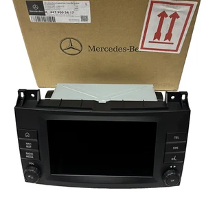 Genuine Mercedes-Benz Vito W447 Navigation Radio Control Unit A4479005417 - Picture 1 of 6