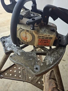 USED STIHL 011AVT CHAINSAW POWERHEAD FOR PARTS OR REPAIR - Picture 1 of 5