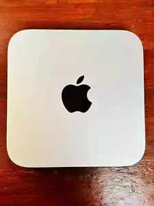 Apple Mac Mini Late 2014 i5 1.4GHz 4GB RAM 256GB SSD - Picture 1 of 4