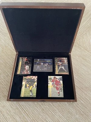 1992 Classic Draft Picks Four Sport Gold Box Set with SHAQ AUTO factory sealed. - Image 1 of 4