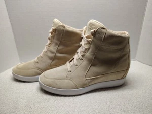 Sorel Out n About Shoes Womens 10.5 Tan Beige Suede Hidden Wedge Sneakers Boots - Picture 1 of 12
