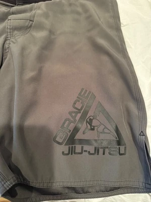 Pantalones Cortos de Lucha Gracie University Gris y Negro - Talla 32 Foto 1 de 4