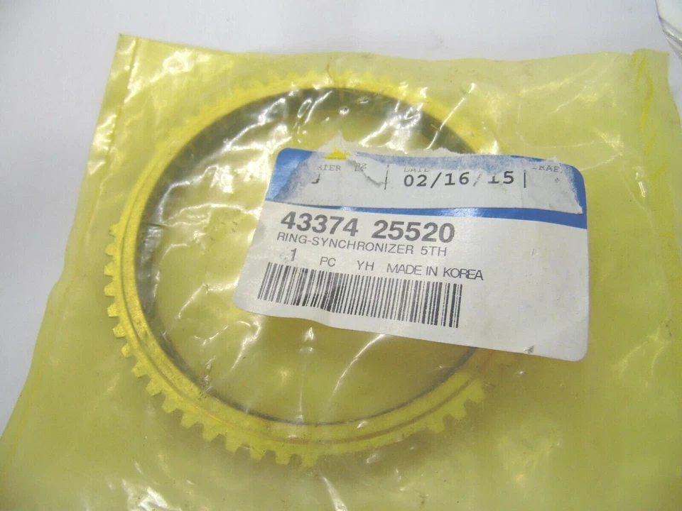 Hyundai 43374-25520 anillo sincronizador 5to 2012-2016 Hyundai Genesis cupé Foto 1 de 4