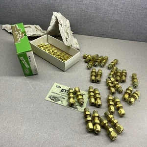 Hoke Gyrolok  Bulkhead 1/4” Tube OD x 1/4 in. Flare- 4BUAN4- Brass - Qty  36 - Picture 1 of 9