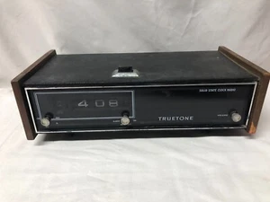 VTG TRUETONE SOLID STATE CLOCK RADIO MODEL MIC 2252A FOR PARTS OR REPAIR - Picture 1 of 13