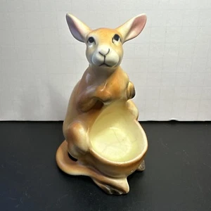 Vintage Kangaroo No Joey in Pouch Salt Shakers Brinns Brown Pink Ears Japan - Picture 1 of 8