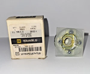 Square D 9001KR3U 30mm Universal Push Button Operator, No Guard, Ser H - Picture 1 of 1
