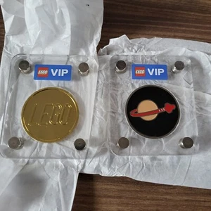 2xLEGO®  Coin - LEGO Logo Gold + Classic Space Sammel-Münze VIP Limited Exclusiv - Bild 1 von 5