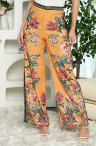 Women's WIDE LEG FRONT ZIPPER FLORAL PANTS NWT Size Small - Picture 1 of 3