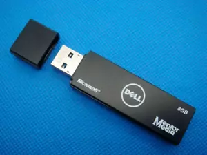 Dell Windows 10 PA5080L-MM8U Recovery Flash Drive Media Mentor 8GB 5F11T 05F11T - Picture 1 of 3