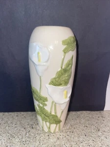 Vintage Takahashi Pottery vase Calla Lilly raised design 6.5” - Picture 1 of 9