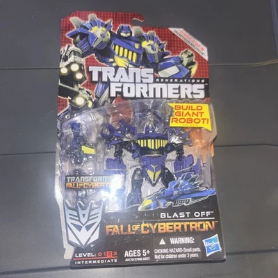 Transformers Blast Off Generations Deluxe Class Fall Cybertron Bruticus 2 de 5 S6 Foto 1 de 3