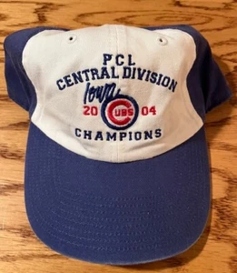 2004 Iowa Chicago Cubs PCL Central Division Champs Regolazione. Cappello Gemelli Ent Nuovo Con Etichetta - Foto 1 di 4
