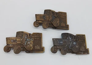 International Harvester El Nuevo Número Uno Tractor Cinturón Hebilla Lote De 3 SpecCast - Imagen 1 de 12