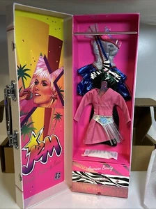 Integrity Toys Jem & the Holograms Misfits Doll MUSIC MEDLEY FASHION PACK NRFB - Picture 1 of 10