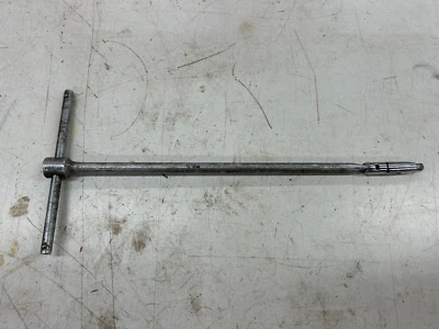 Llave Allen con mango en T universal de 5 mm Foto 1 de 4