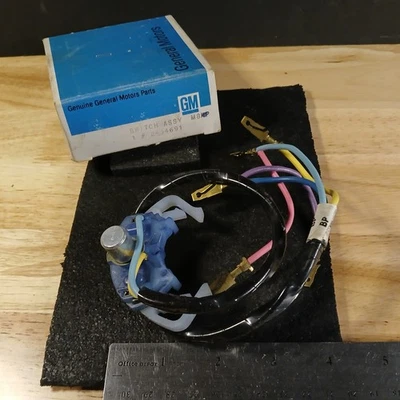 Conjunto de interruptor de señal de giro para camioneta Chevrolet GM # 2434691 1960-1962 NUEVO OEM GMC Foto 1 de 3