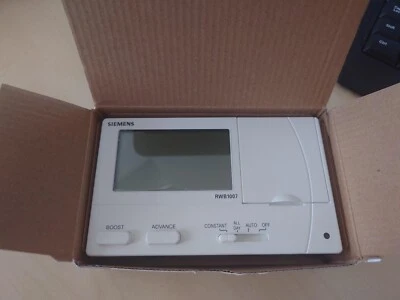 Siemens RWB1007 7 Day or 5/2 Timeswitch Genuine Part BRAND NEW IN BOX - Image 1 of 4