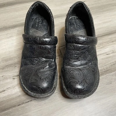 B.O.C. Zuecos florales Born Concept zapatos cómodos para mujer negros talla 7 W Foto 1 de 4