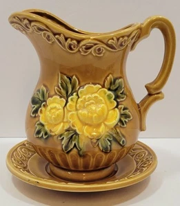 Vintage MCM 6" Keramik goldbraun Krug mit gelb geprägtem Blumendesign & Schale - Bild 1 von 19