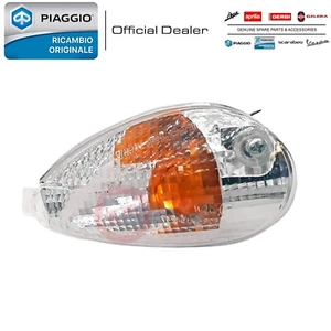 FRECCIA POSTERIORE DESTRA TRIOM BIANCA PIAGGIO LIBERTY 50 125 150 2000 2001 - Picture 1 of 3