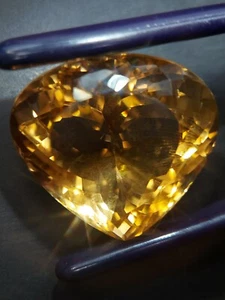 Enormous African citrine gemstone - faceted natural golden Quartz 85.80 CTS - Picture 1 of 10