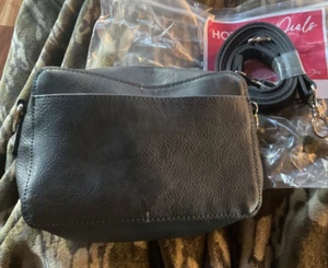 Thirty One -  Boutique Crossbody - Black Distressed Pebble - NIP - Picture 1 of 2