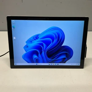 Microsoft Surface Pro 4 1724 i5-6300u @ 2.40GHz 8GB 256GB SSD Win 11 Pro READ - Picture 1 of 7