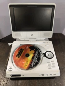 Zenith DVP615 Tragbarer DVD Player (7") Sauber Funktioniert Kostenlos Disney DVD - Bild 1 von 11