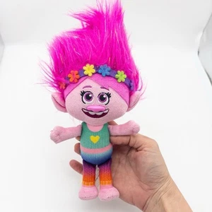 Dreamworks Trolls World Tour Grand Finale Poppy 8” Plush Doll Flower Crown - Picture 1 of 6