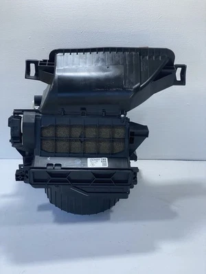 2014-2017 Honda Odyssey Elite Front Hvac Climate Heater Box & Blower Motor OEM . - Image 1 of 4