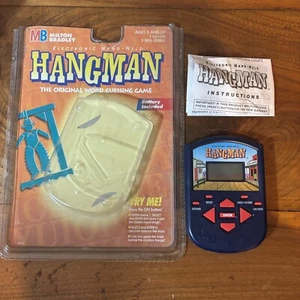 Milton Bradley Juego de ahorcado electrónico de mano - 1995 - Probado funcionando - Imagen 1 de 7
