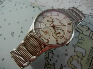SKAGEN Denmark Ladies Slim Quartz Chronograph Watch Beautiful MOP Dial MINTY!!! - Picture 1 of 13