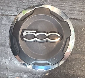 Center Cap Hubcap Fiat 500L 735574469 Wheel OEM 2012-17 - Picture 1 of 2